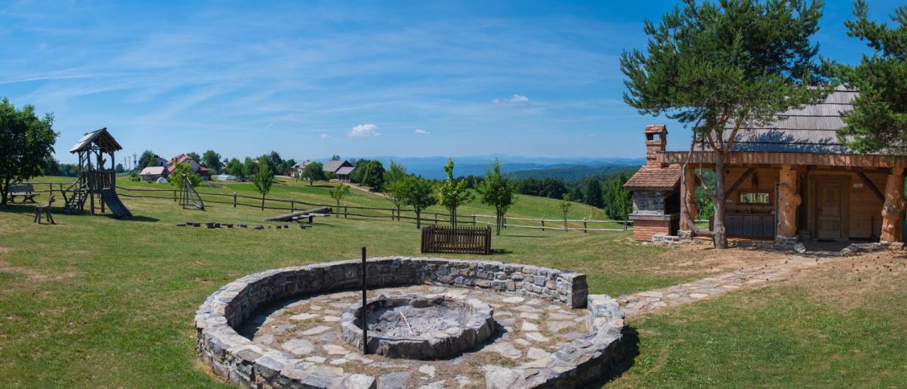 Holiday Home Ernest Zelezni With Hot Tub Ivancna Gorica Buitenkant foto